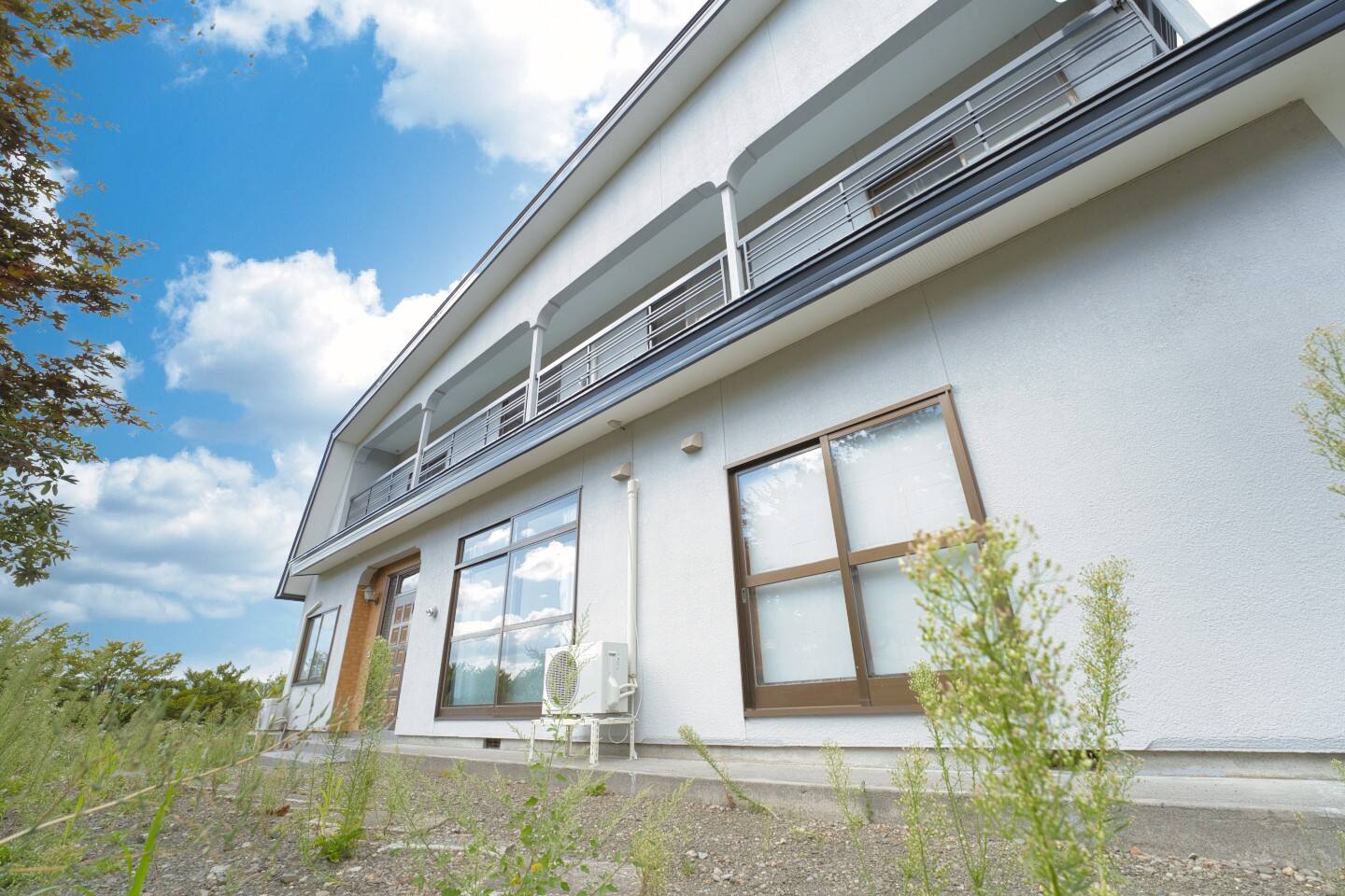 House Angle